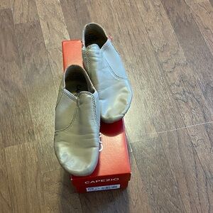 Capezio Light Beige Leather Slip-On Jazz Shoes